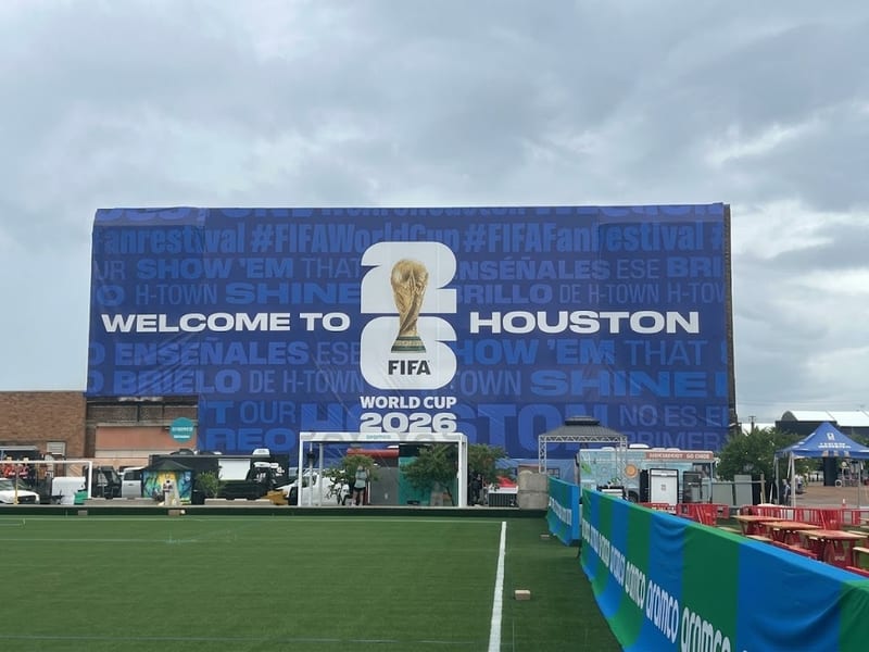 banners and building wraps